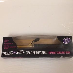 Plug in ged brand 3/4 spring curling iron.